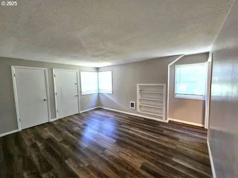 315 NE 66th Avenue Portland OR 97213