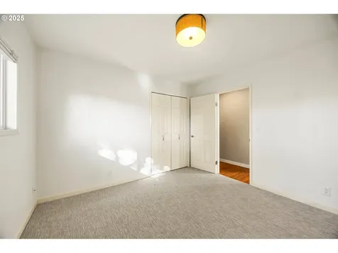 6580 SW Preslynn Drive Portland OR 97225