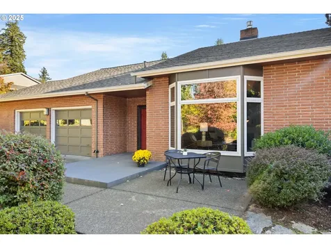 6580 SW Preslynn Drive Portland OR 97225