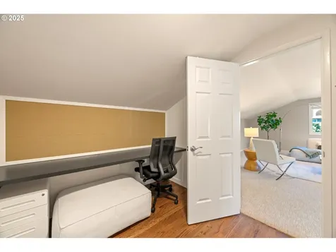 6580 SW Preslynn Drive Portland OR 97225