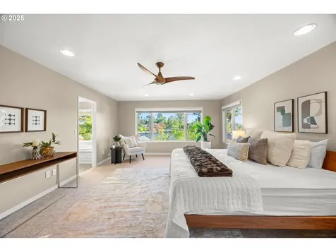 6580 SW Preslynn Drive Portland OR 97225