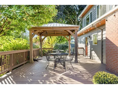 6580 SW Preslynn Drive Portland OR 97225