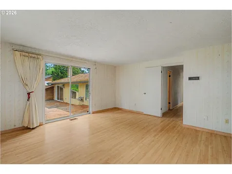 135 SW 85th Avenue Portland OR 97225