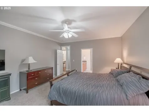 2740 Harding Avenue NW Salem OR 97304