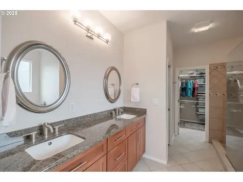 2740 Harding Avenue NW Salem OR 97304