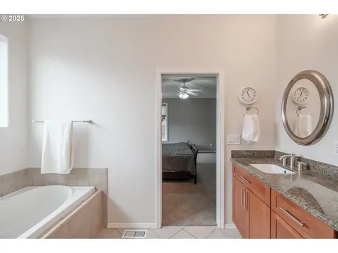 2740 Harding Avenue NW Salem OR 97304