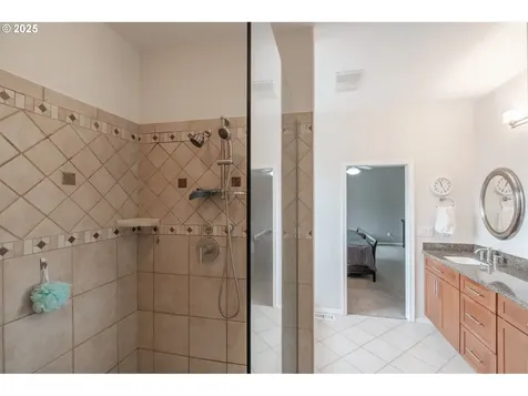 2740 Harding Avenue NW Salem OR 97304