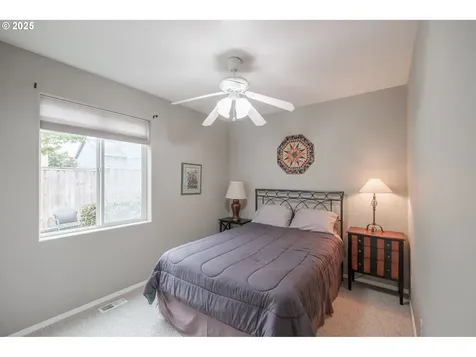 2740 Harding Avenue NW Salem OR 97304