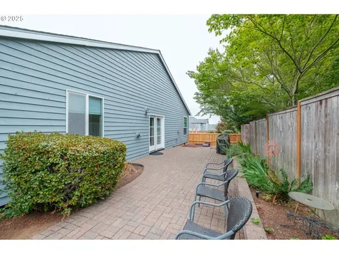 2740 Harding Avenue NW Salem OR 97304