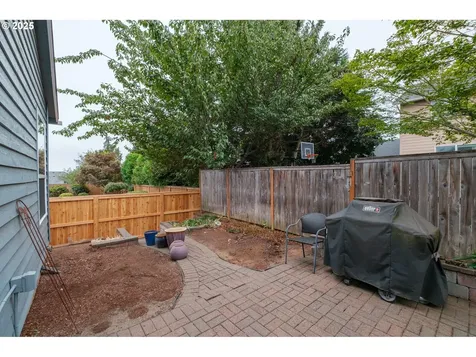 2740 Harding Avenue NW Salem OR 97304