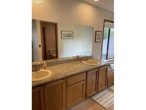 6692 SW 162nd Drive Beaverton OR 97007