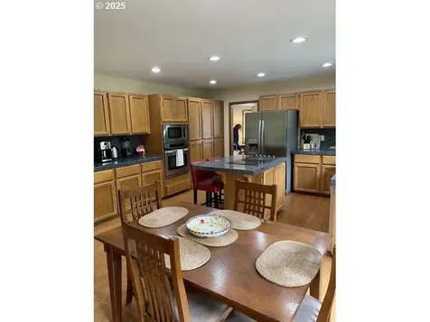 6692 SW 162nd Drive Beaverton OR 97007
