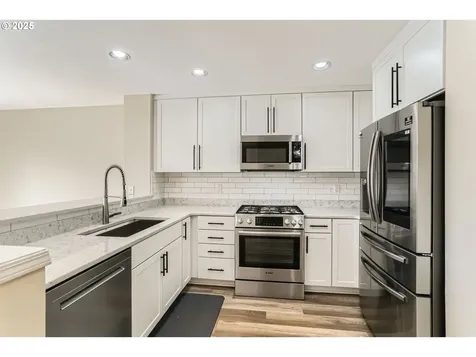 15248 NW Twoponds Drive Portland OR 97229