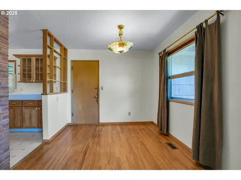2945 SE 81st Avenue Portland OR 97206