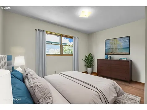 2945 SE 81st Avenue Portland OR 97206