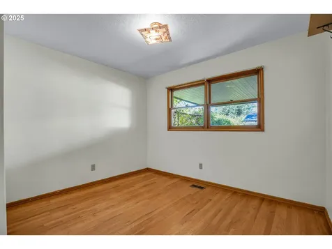 2945 SE 81st Avenue Portland OR 97206
