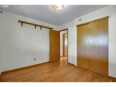 2945 SE 81st Avenue Portland OR 97206