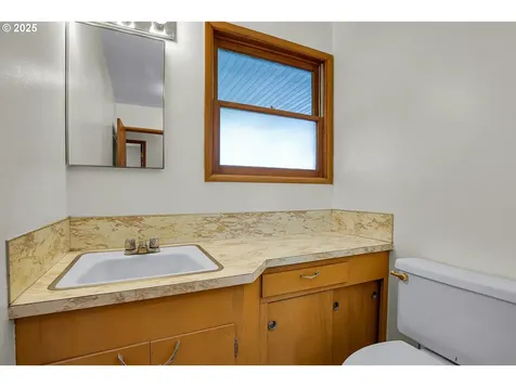 2945 SE 81st Avenue Portland OR 97206