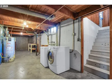 2945 SE 81st Avenue Portland OR 97206