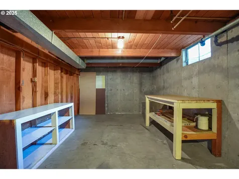 2945 SE 81st Avenue Portland OR 97206