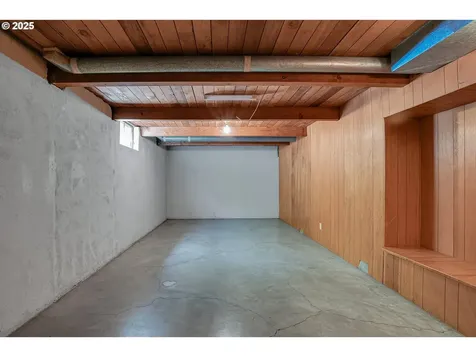 2945 SE 81st Avenue Portland OR 97206