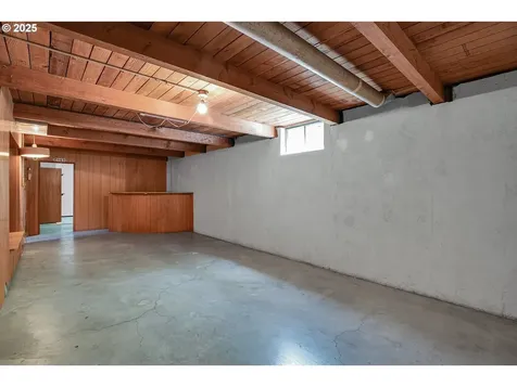 2945 SE 81st Avenue Portland OR 97206