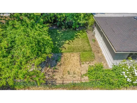 2945 SE 81st Avenue Portland OR 97206
