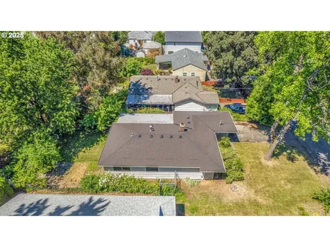 2945 SE 81st Avenue Portland OR 97206