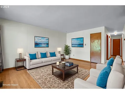 2945 SE 81st Avenue Portland OR 97206