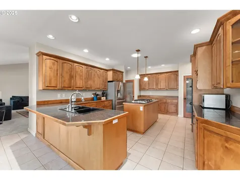 580 Evelyn Street Roseburg OR 97471