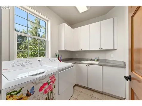 580 Evelyn Street Roseburg OR 97471