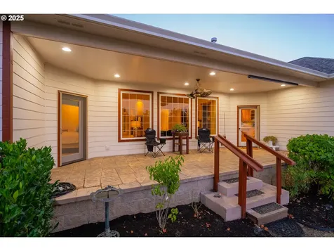 580 Evelyn Street Roseburg OR 97471