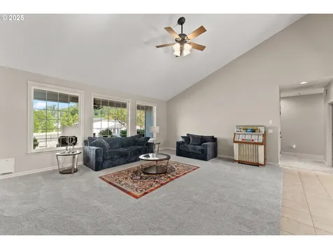 580 Evelyn Street Roseburg OR 97471