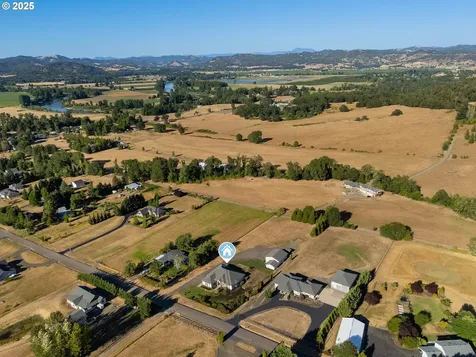 580 Evelyn Street Roseburg OR 97471