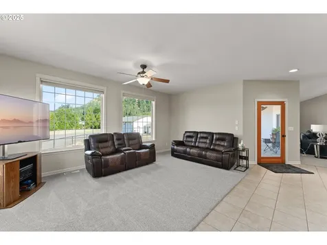 580 Evelyn Street Roseburg OR 97471