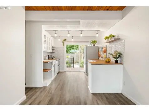 19775 NW Quail Hollow Drive Portland OR 97229