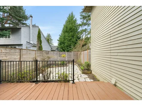 19775 NW Quail Hollow Drive Portland OR 97229