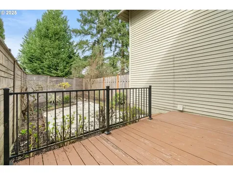 19775 NW Quail Hollow Drive Portland OR 97229