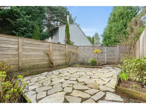 19775 NW Quail Hollow Drive Portland OR 97229