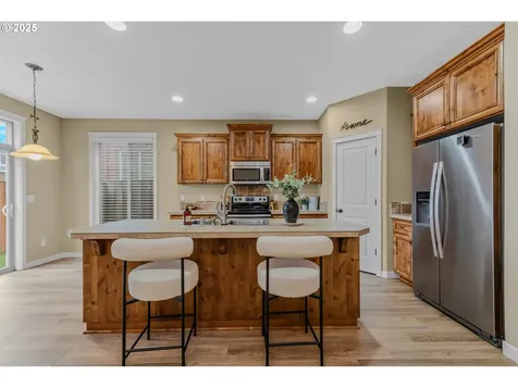9200 NE 45th Place Vancouver WA 98665
