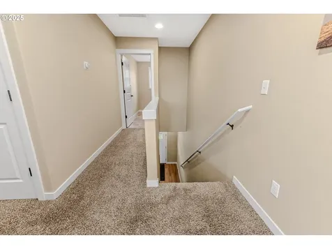 9200 NE 45th Place Vancouver WA 98665