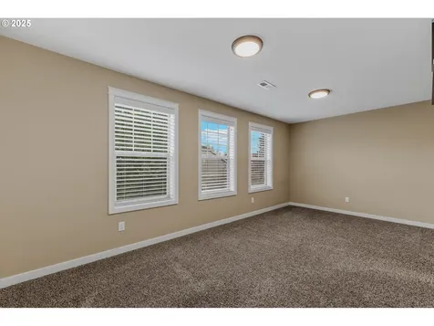 9200 NE 45th Place Vancouver WA 98665