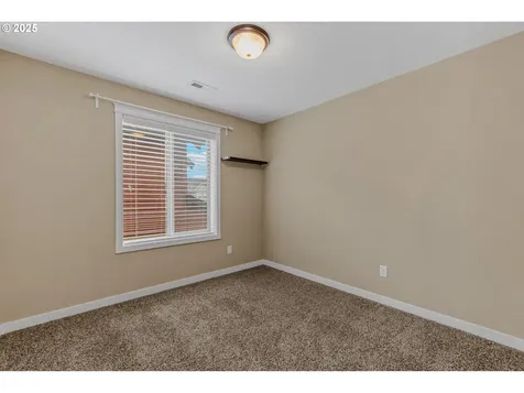 9200 NE 45th Place Vancouver WA 98665