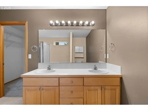 11301 NE 105th Street Vancouver WA 98662