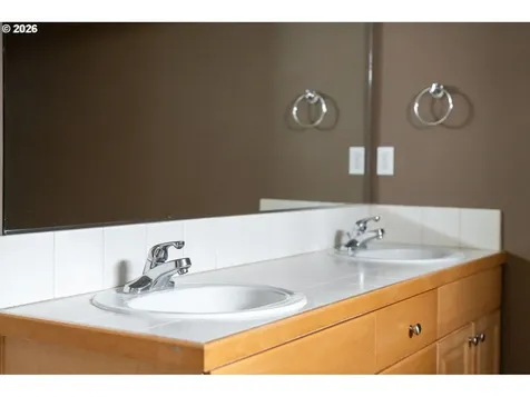 11301 NE 105th Street Vancouver WA 98662