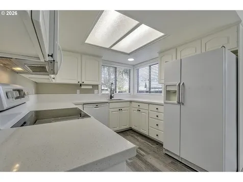 1524 NE Greensword Drive Hillsboro OR 97124