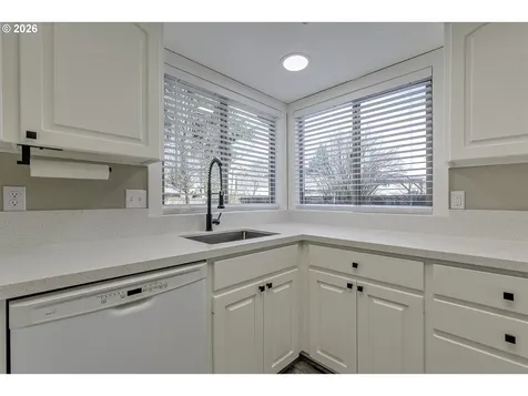 1524 NE Greensword Drive Hillsboro OR 97124