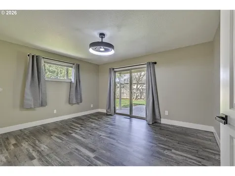 1524 NE Greensword Drive Hillsboro OR 97124