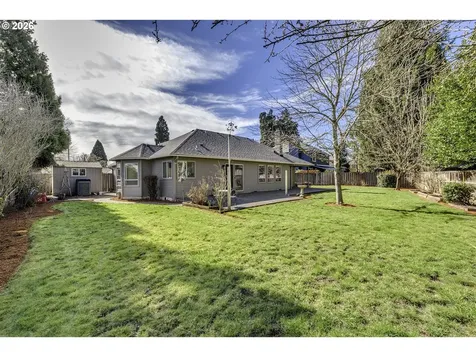1524 NE Greensword Drive Hillsboro OR 97124