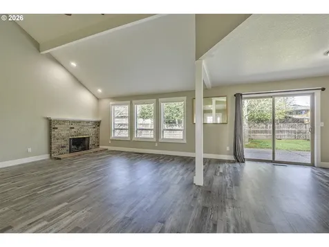 1524 NE Greensword Drive Hillsboro OR 97124